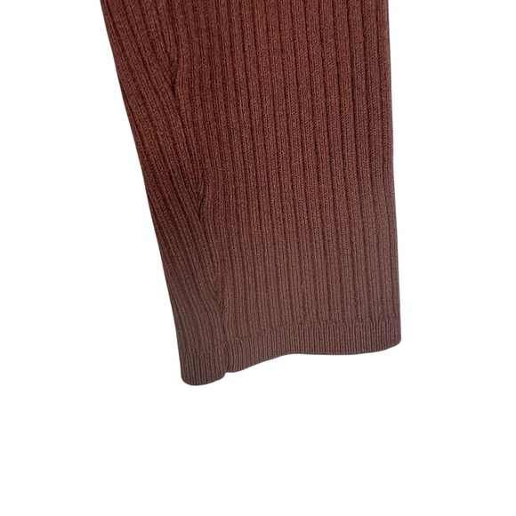 BABATON Medium Rust Brown Ribbed Long Sleeve Top Fitted Long Sleeve Shirt - Picture 3 of 8